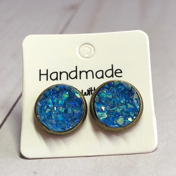 AB Blue Crystal Chunky Druzy Stud Earrings! - Picture 12 of 16